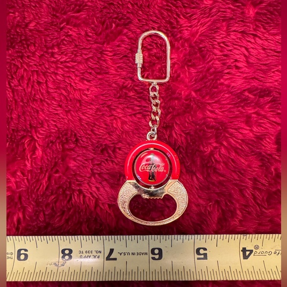 NWOT Vintage Coca Cola Keychain/ Bottle Opener Spinner 
In Gold, Red And Yellow. - Picture 7 of 7